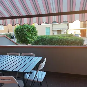 Appartamento Con 2 Terrazze A 300 Mt Dal Centro 