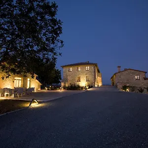  Agroturismo Il Castagno Wine & Italia